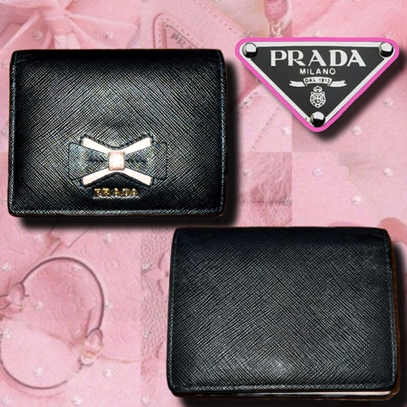 ⭐️PRADA Saffiano Black Leather Pink Ribbon Motif Bifold Compact Wallet - Picture 2 of 4